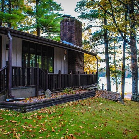 Crazy Loon Lodge Saint Germain Exterior photo
